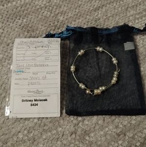 Vantel Pearls Swirl of Pearls